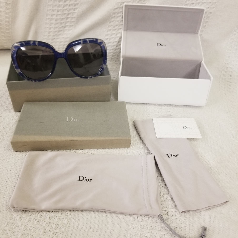NWT - Dior Sunglasses w/ Box, Case, Wipe & Pprwrk